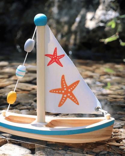 JOUET EN BOIS POUR LE BAIN – VOILIER ET ÉTOILE DE MER | small foot - Lili Margaret