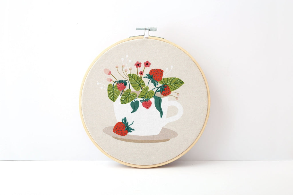 Kit broderie facile – motif fraise des bois ø20 cm