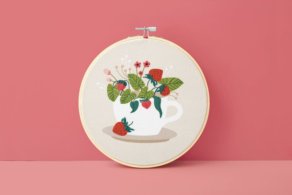 Kit broderie facile – motif fraise des bois ø20 cm