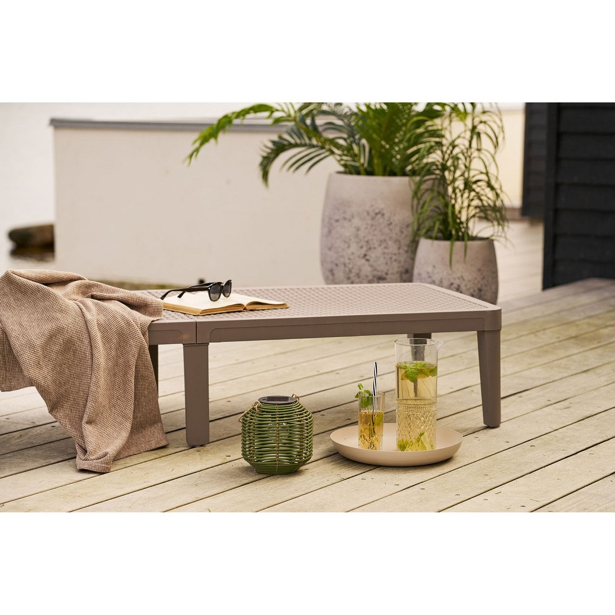 Lanterne solaire extérieur jardin rechargeable
