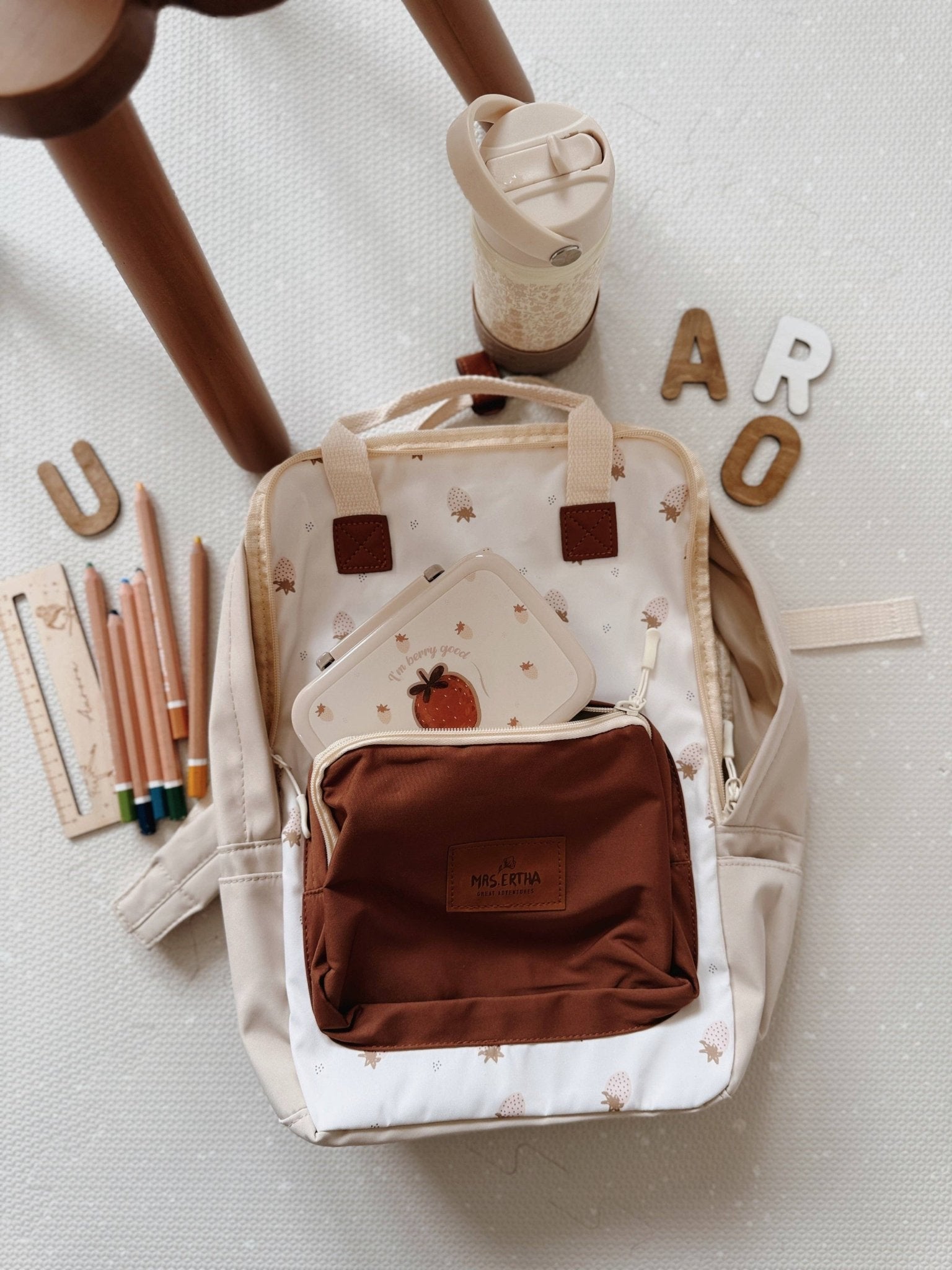 Lunch box fille fraises