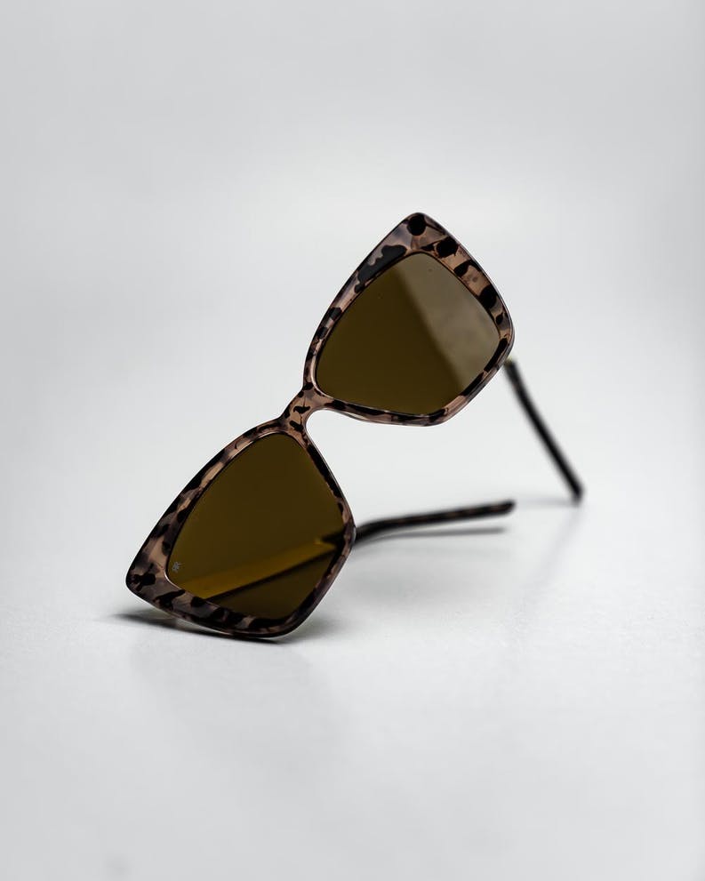 Lunettes de soleil femme luna gold - rean