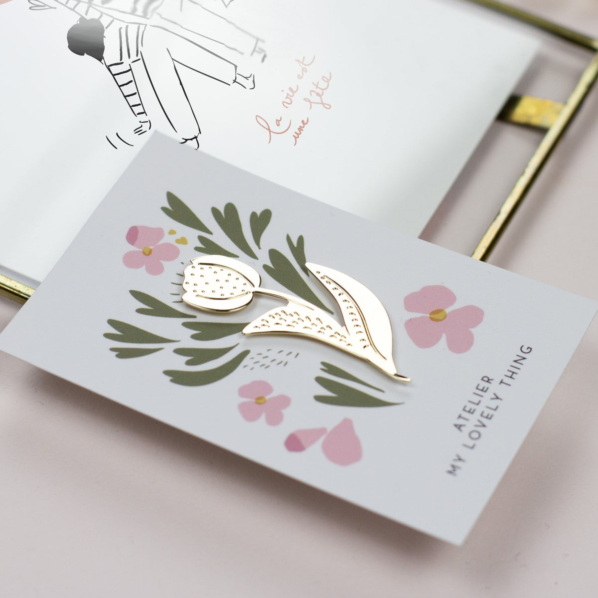 Pin’s Tulipe dorée émail pailleté avec carte illustrée - My Lovely Thing - vue 3
