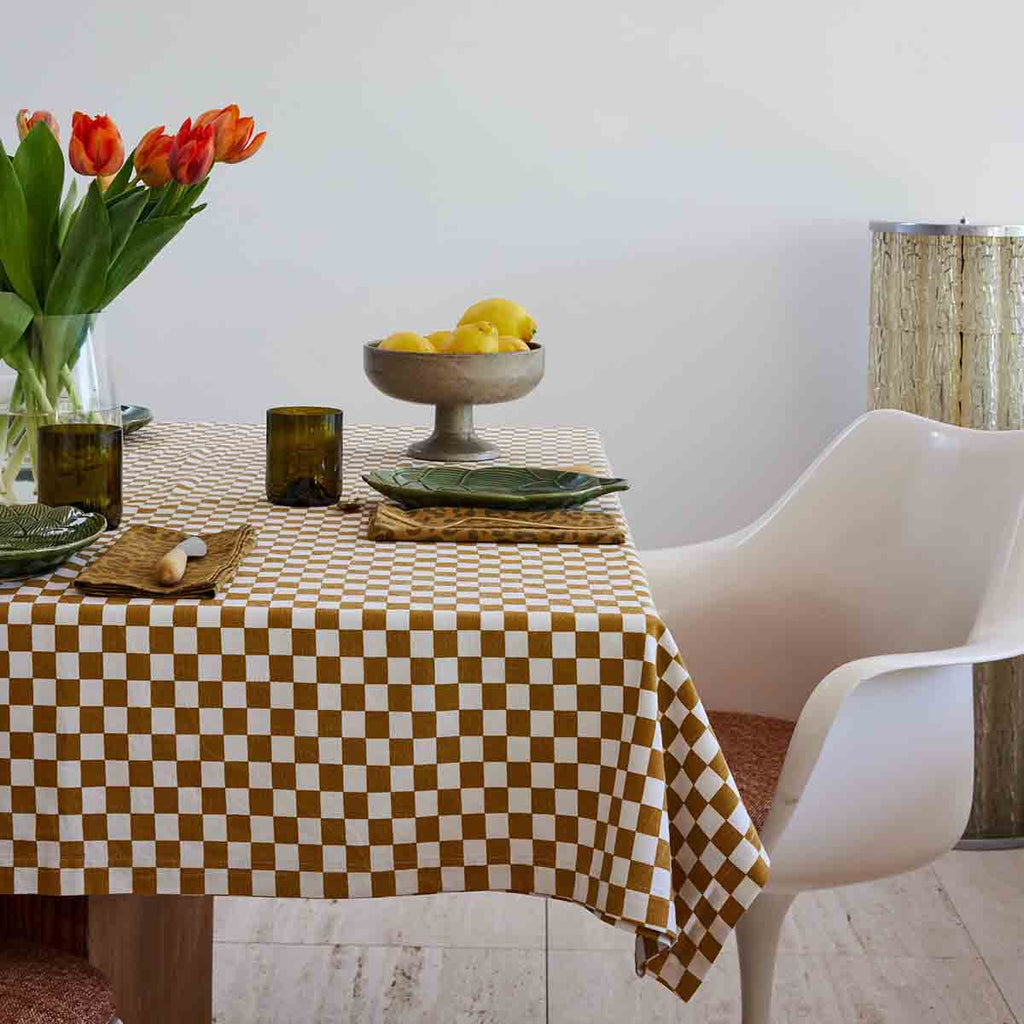 Nappe tissu damier caramel – Rose in April