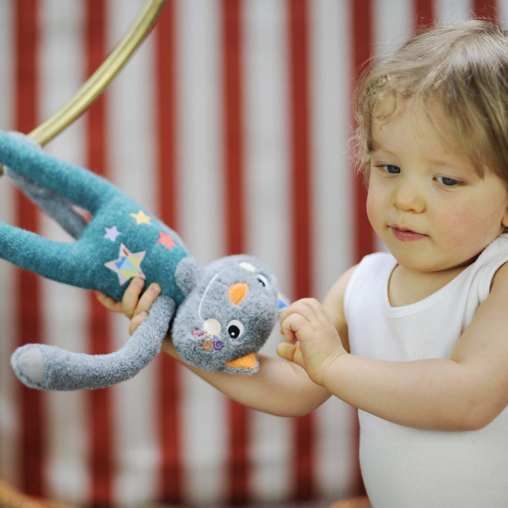 Peluche doudou elastoc le chat acrobate - ebulobo