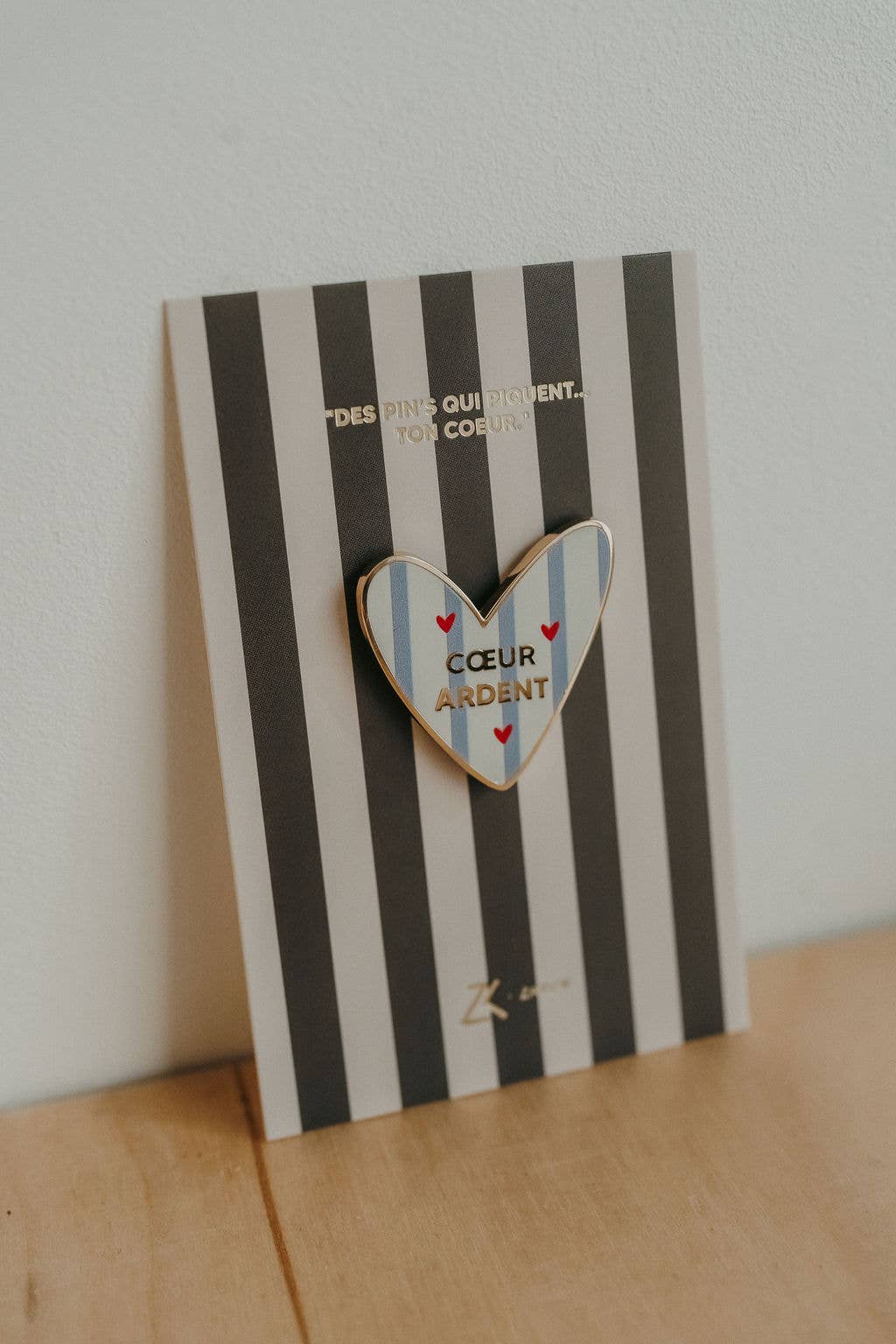 Pin's cœur ardent