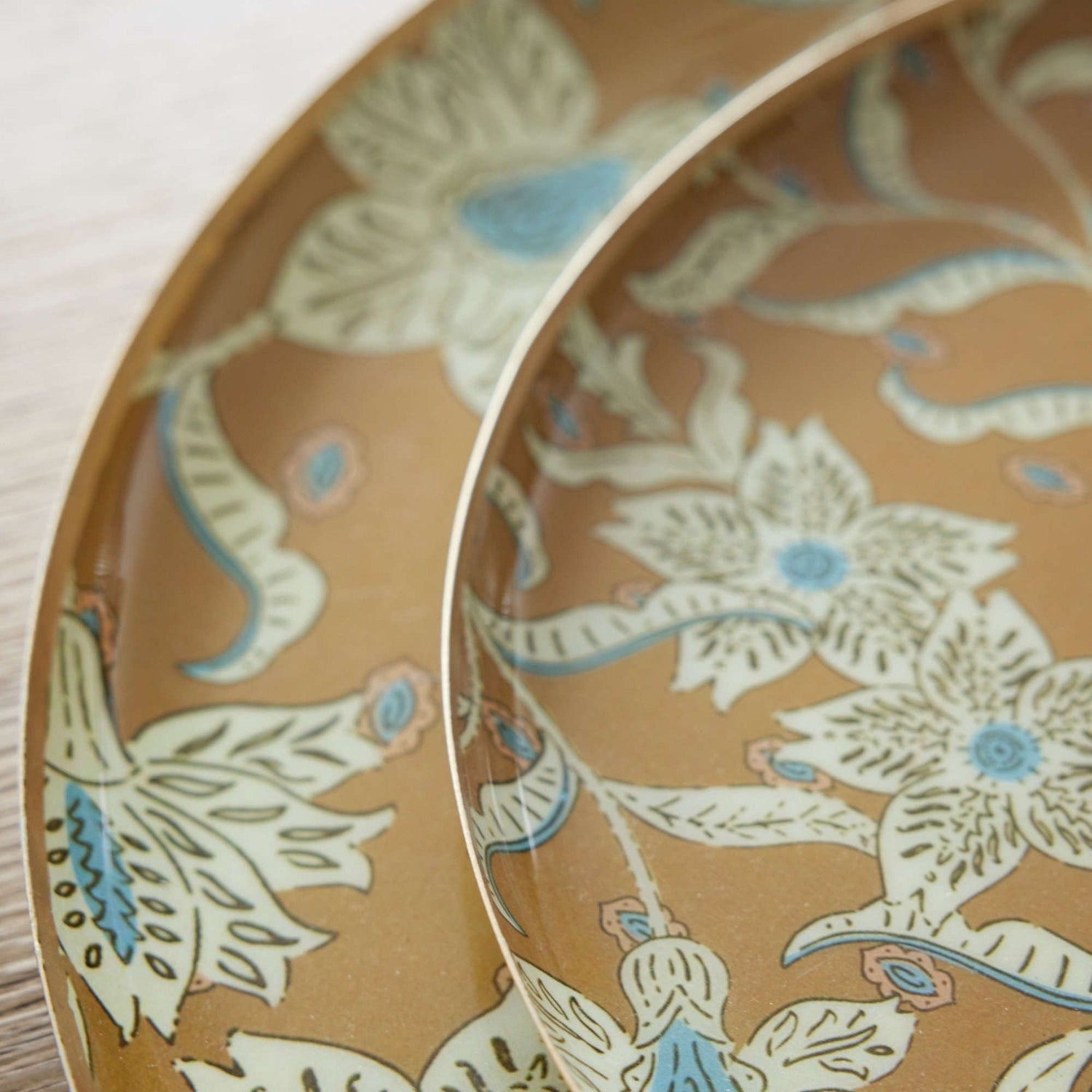 Plateau rond émaillé lotus absynthe - Bonheur du Jour - Lili Margaret