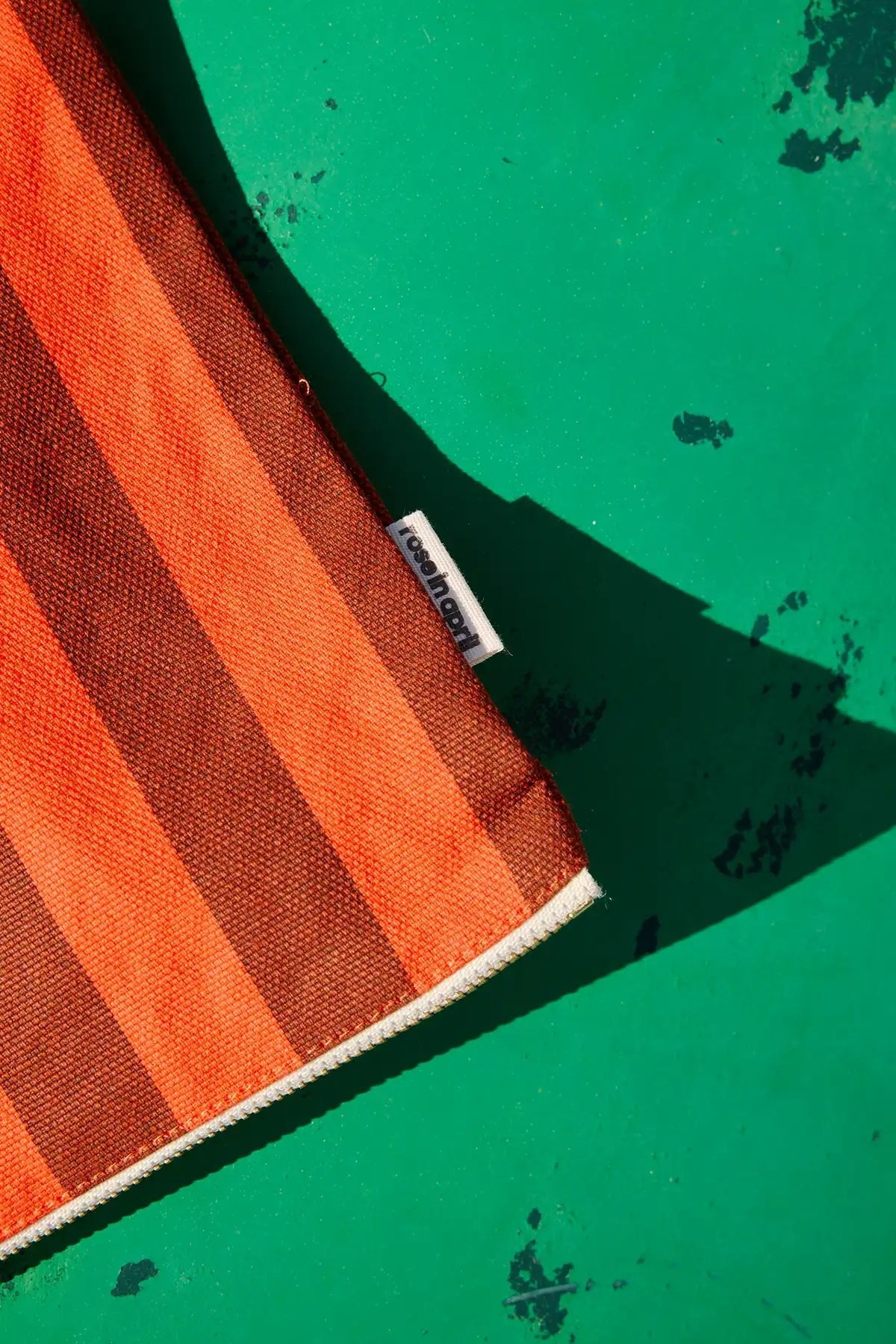 Pochette en tissu à rayures marron/rouge - Rose in April - Lili Margaret