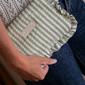 Pochette femme en tissu vert d'eau seersucker