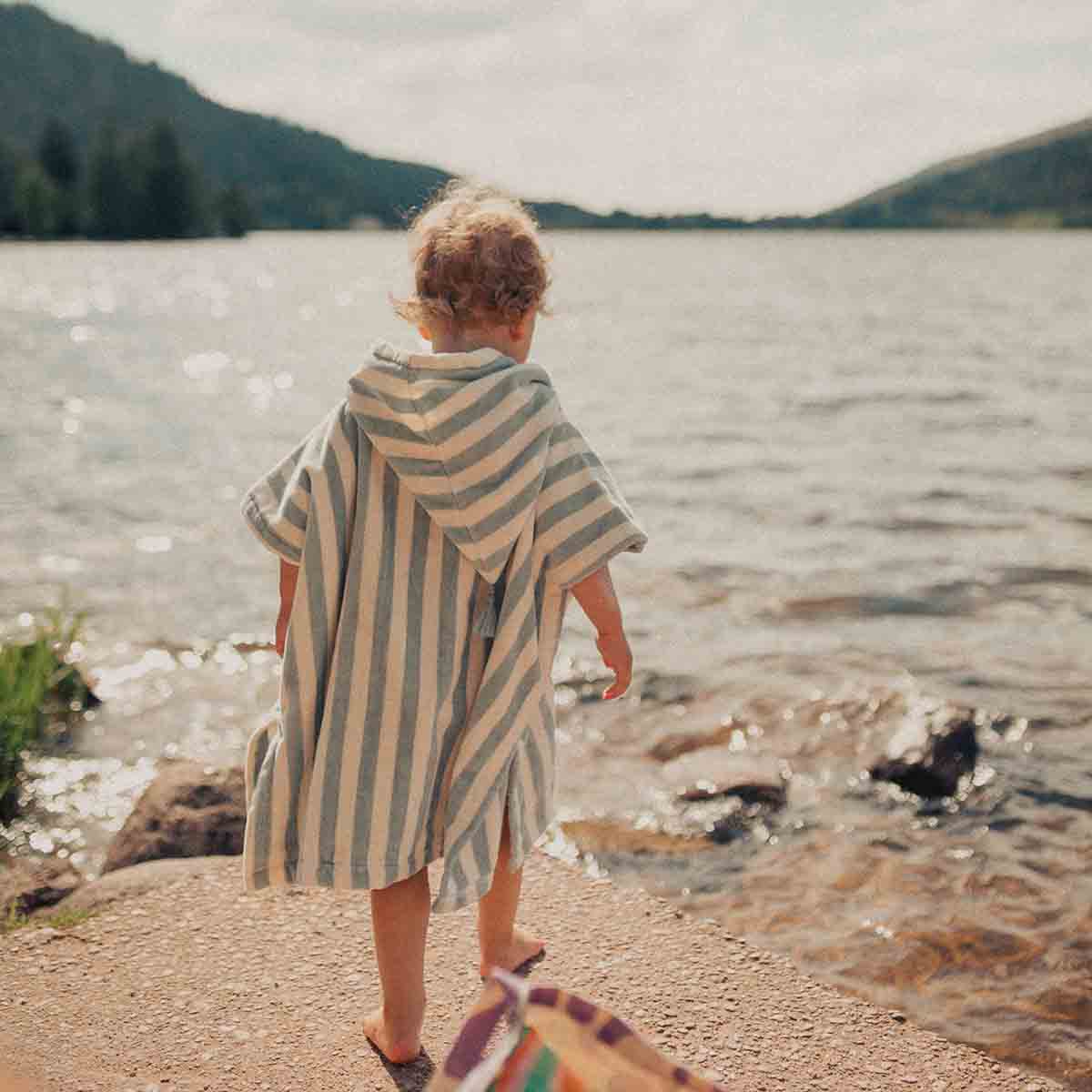 Poncho de bain enfant bleu ciel - Rose in April - Lili Margaret