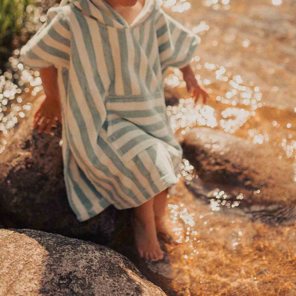 Poncho de bain enfant bleu ciel - Rose in April