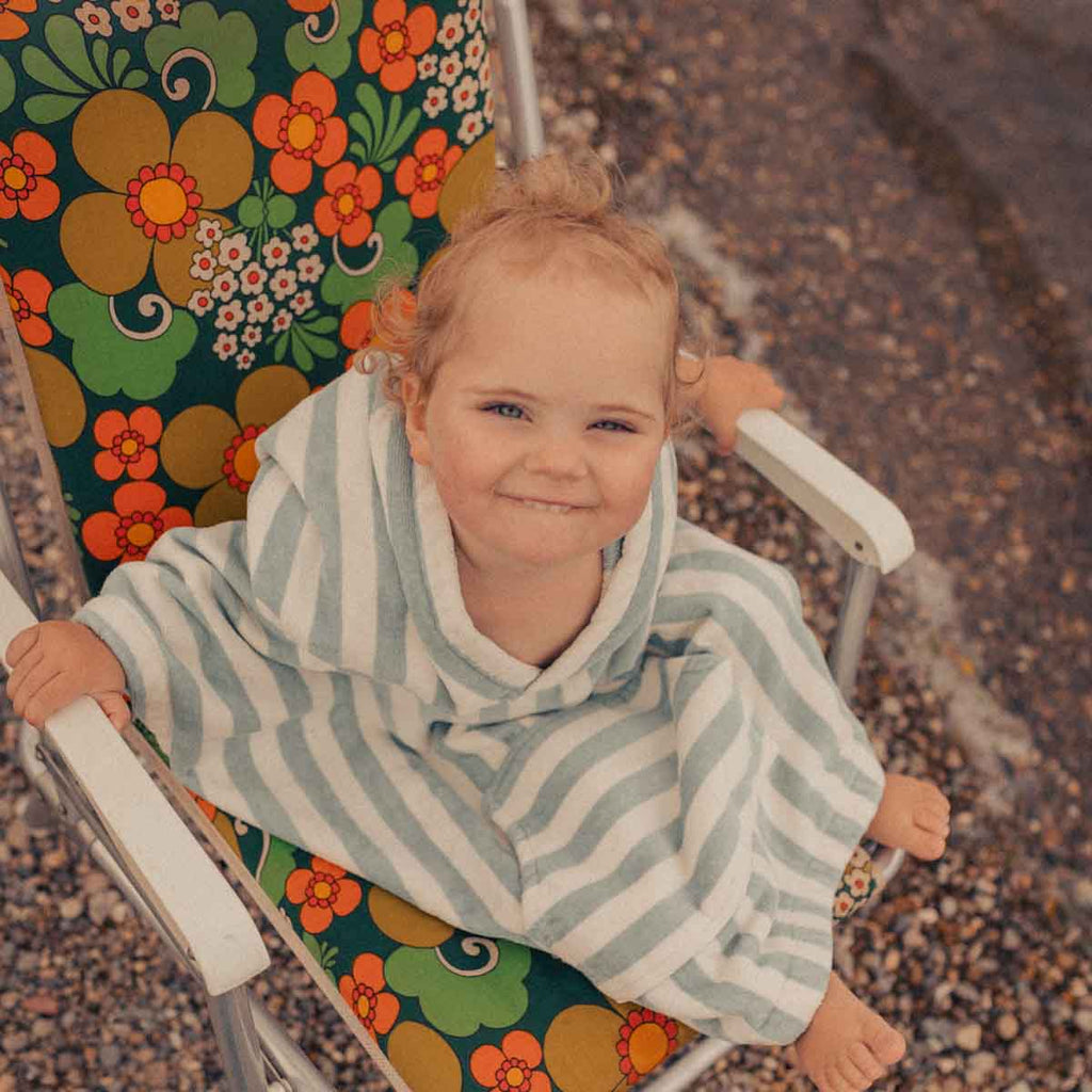 Poncho de bain enfant bleu ciel - Rose in April
