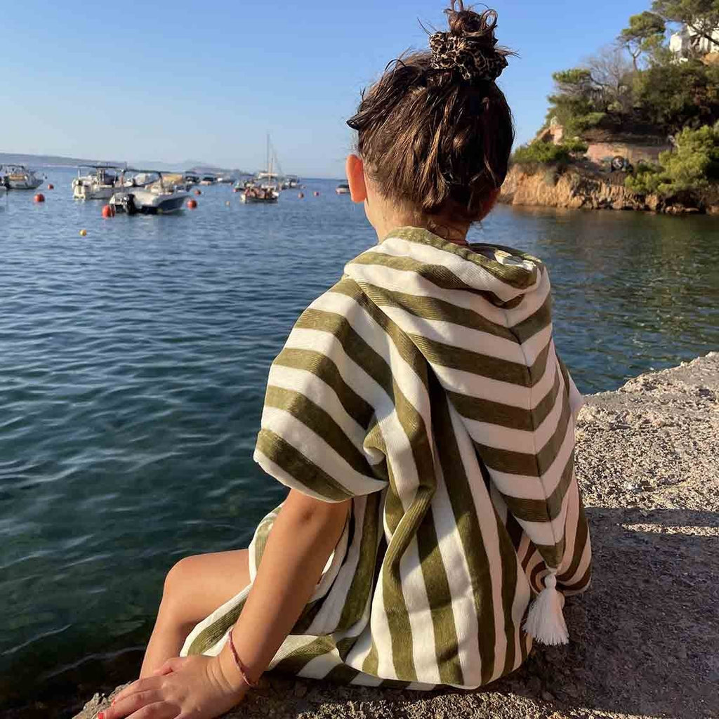 Poncho de bain enfant kaki à rayures - Rose in April