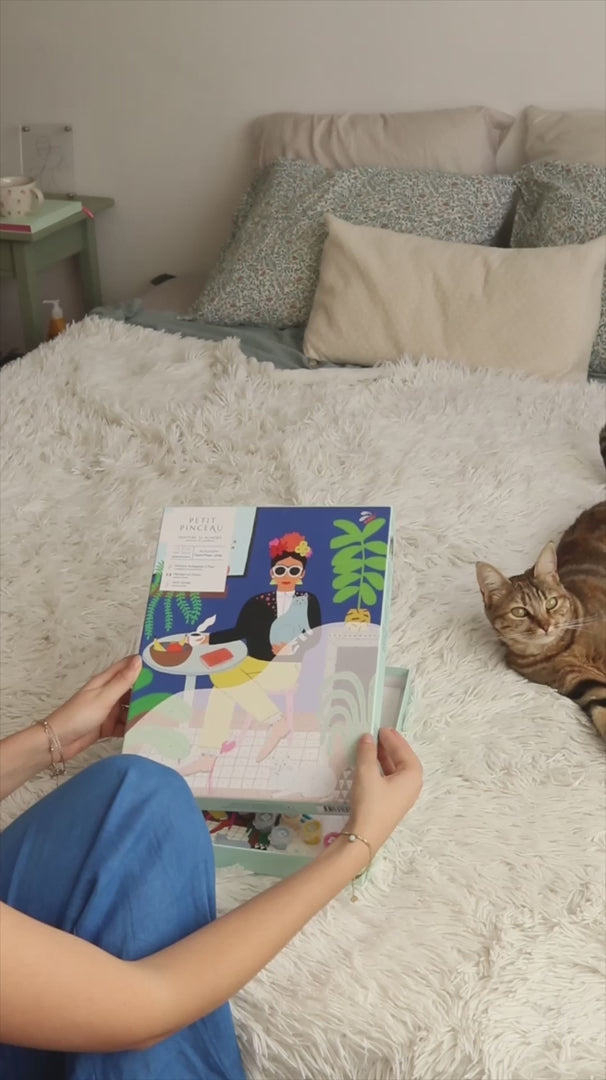 Peinture par numéro La fille aux chats - La petite épicerie