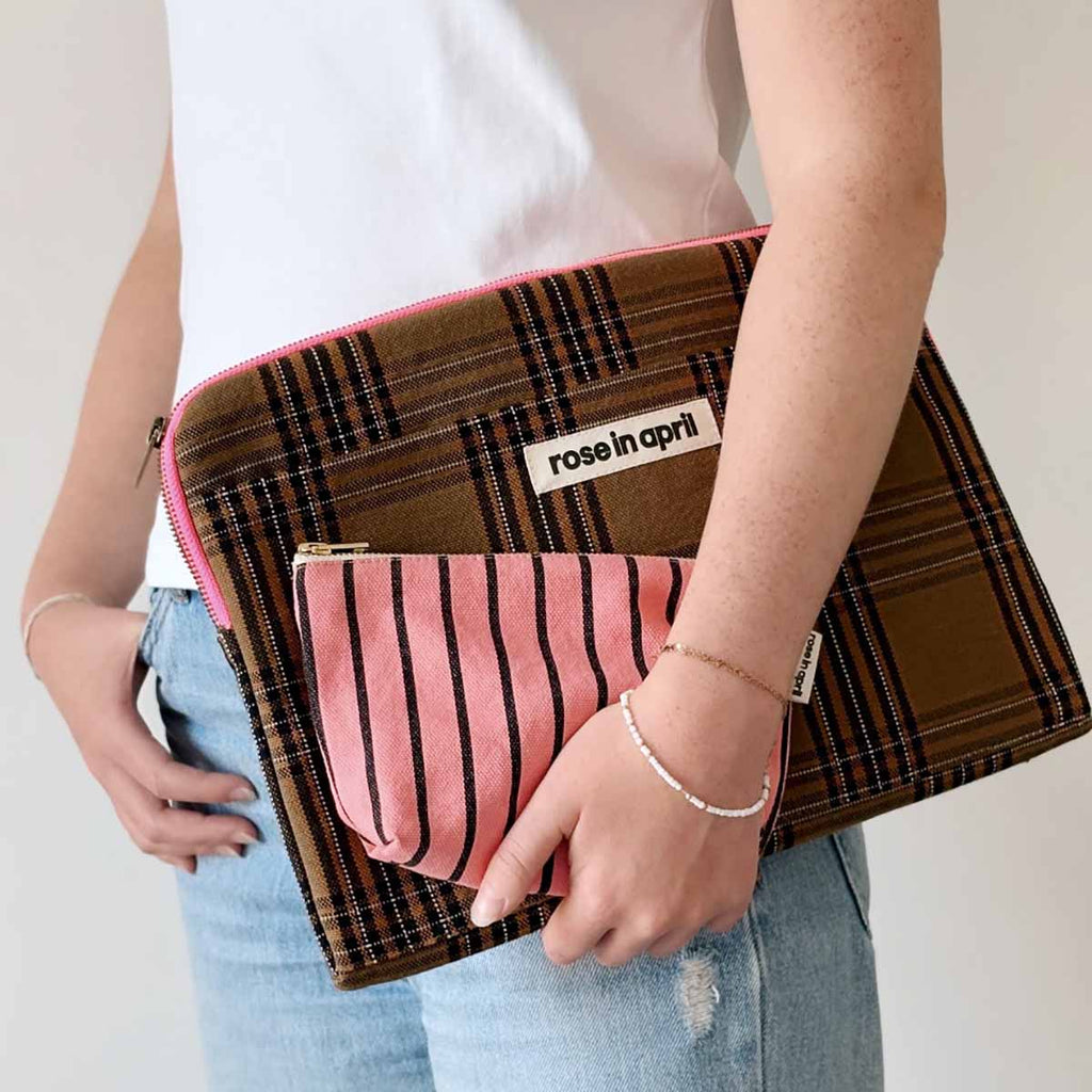 Housse ordinateur 13/14 pouces en coton Octave Tartan - Rose in April - vue 4