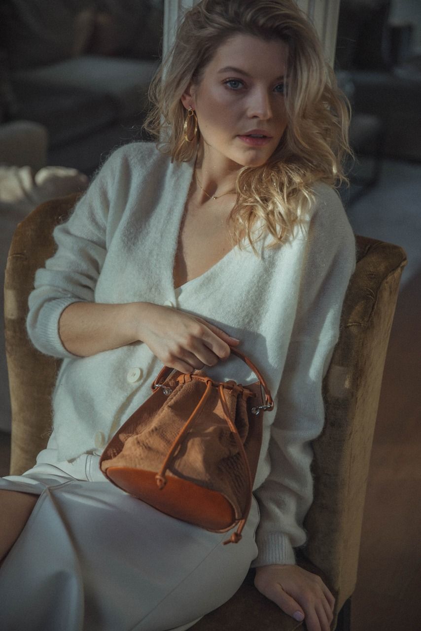 Sac seau cuir ambre - détail