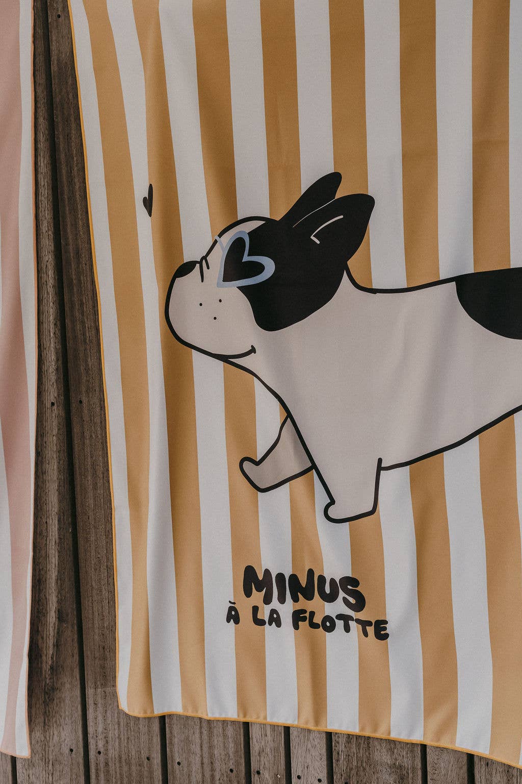 Serviette microfibre enfant Minus - Bouledogue