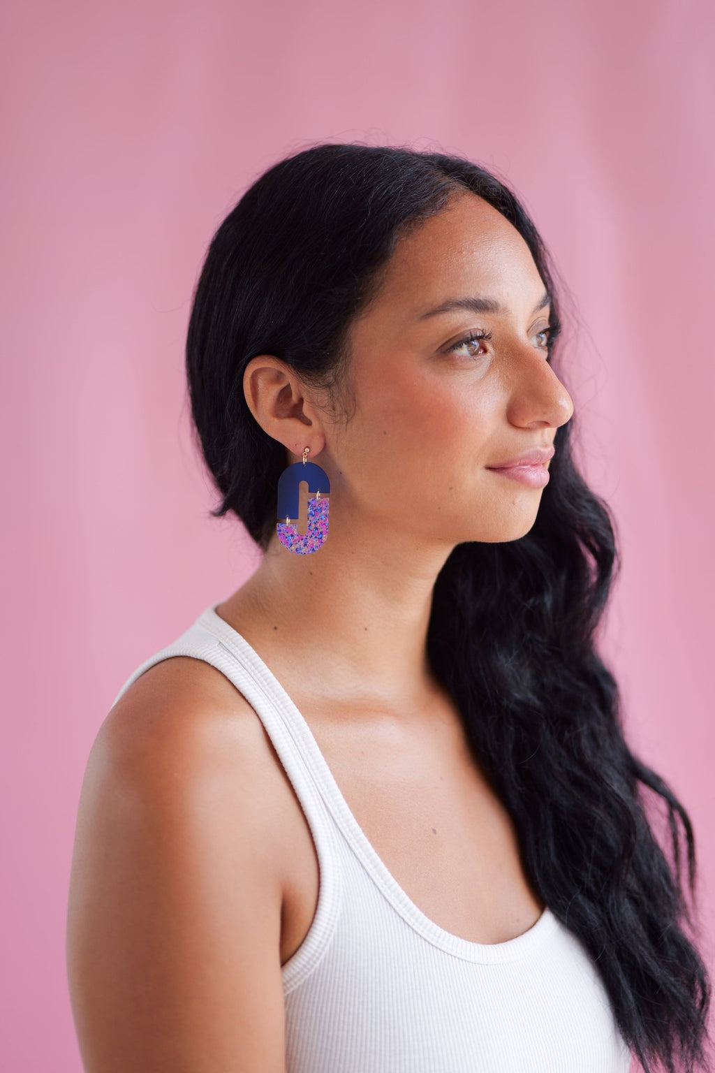 Boucles d’oreilles pendantes terrazzo Laurette Bleu Confettis Electric - Studio Annette - vue 2
