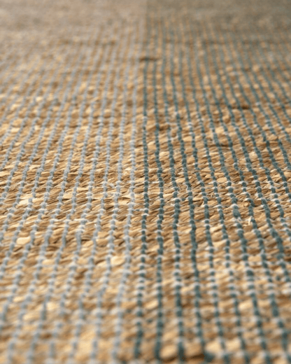 Tapis terracotta en jonc de mer Karan - Lili Margaret