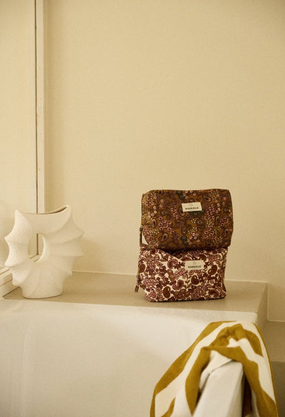 Trousse de toilette femme arabesque bordeaux en coton imperméable - Gabrielle Paris - Lili Margaret