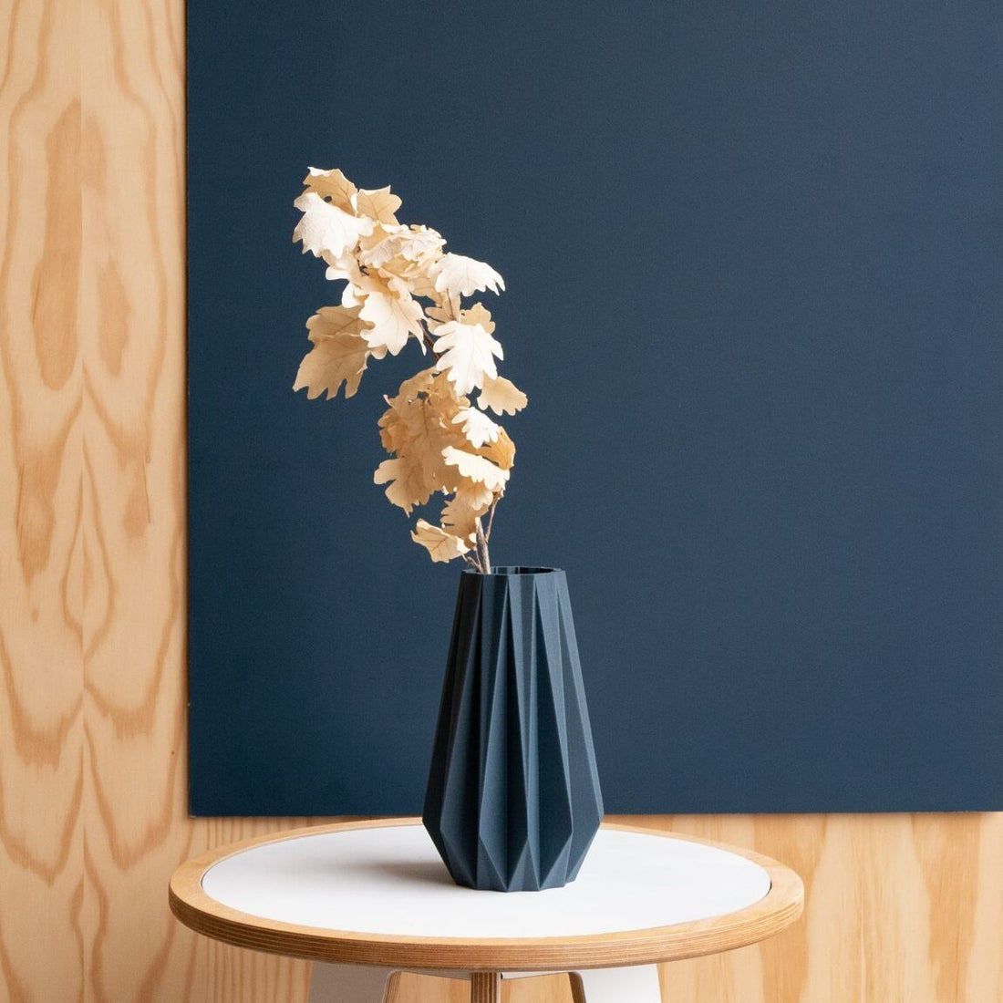 VASE DESIGN EN BOIS RECYCLÉ ORIGAMI BLEU - Minimum Design - Lili Margaret