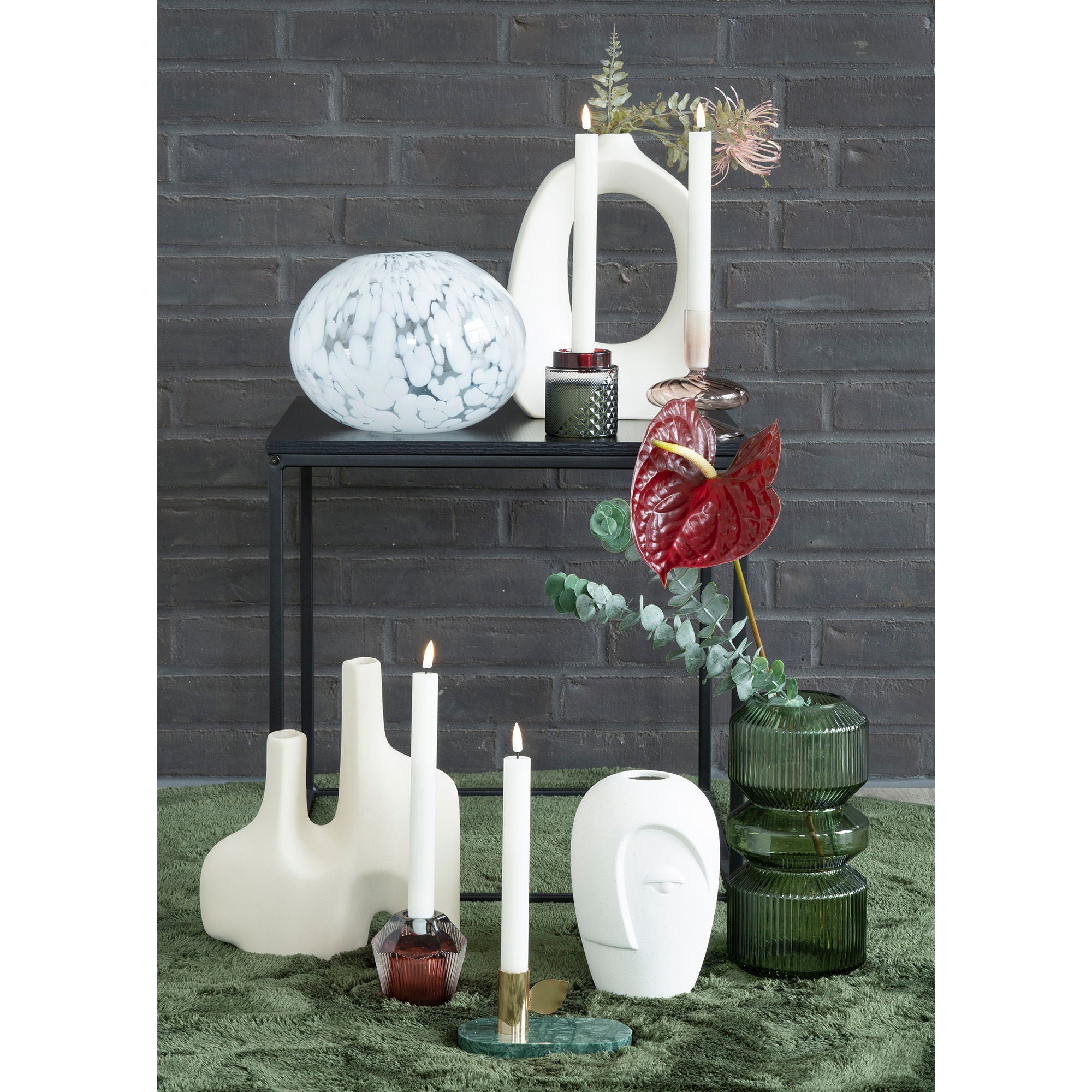 Vase vert en verre strié