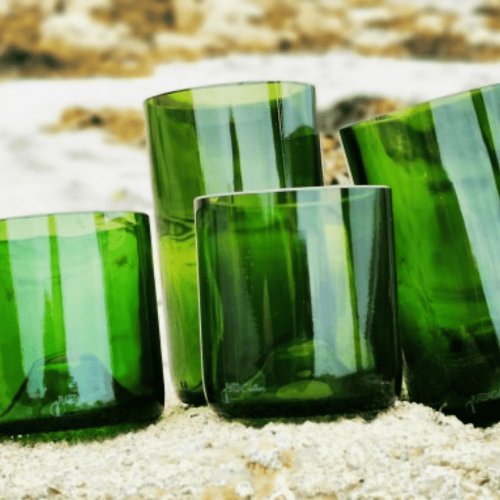 Verre en bouteille vin recyclée vert - plates & culotées